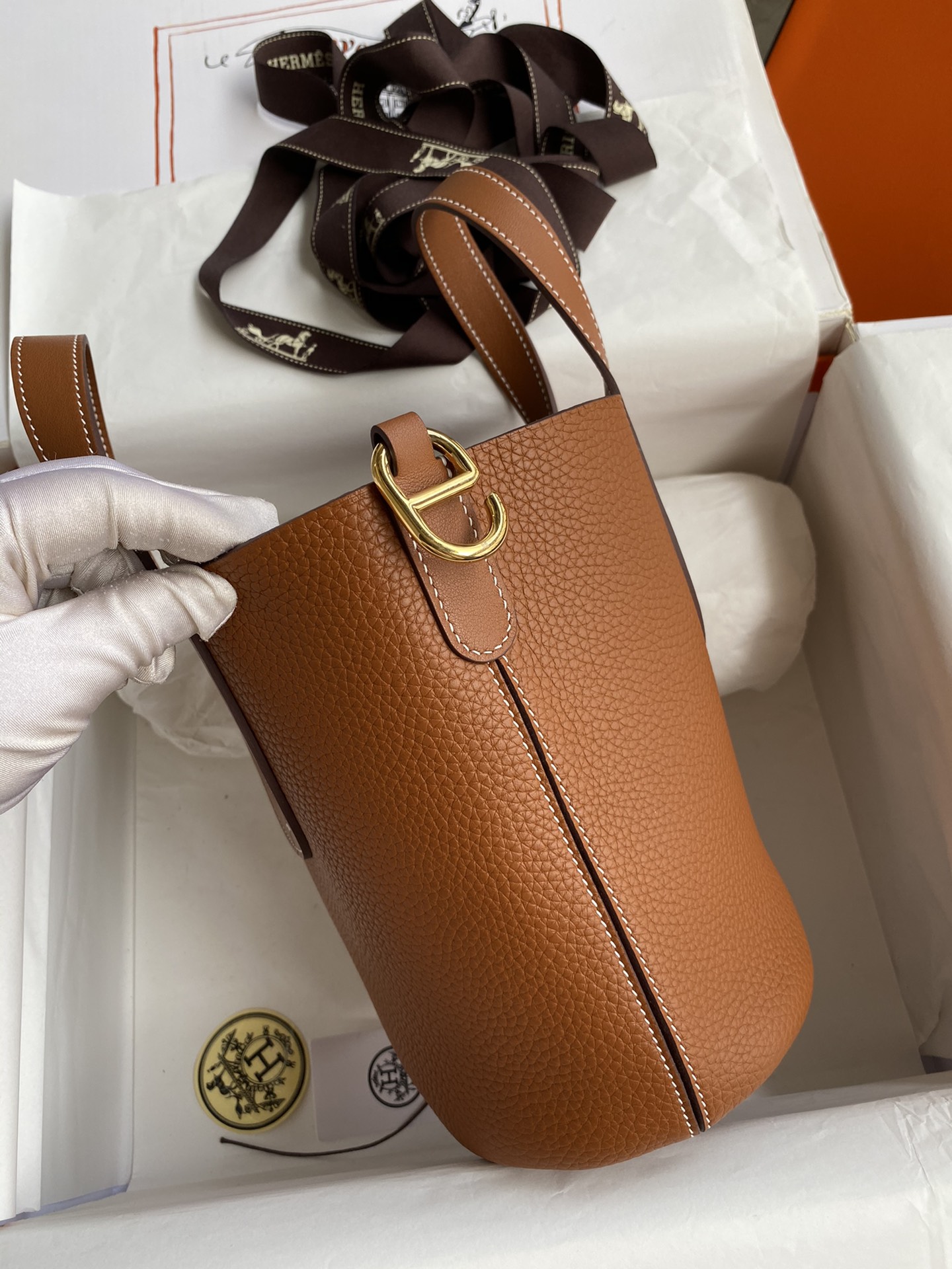 Hermes In The Loop 18 Bag In Brown Clemence Leather